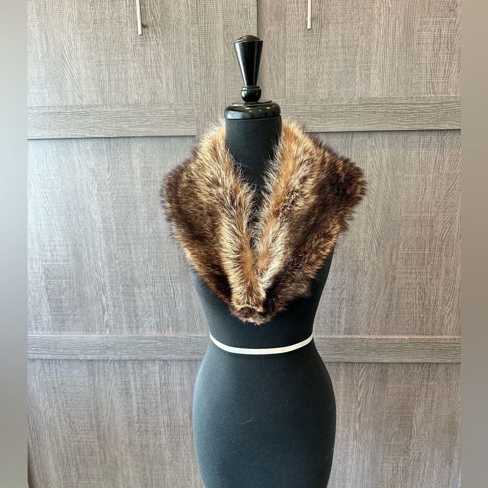 REAL::VINTAGE Fur collar